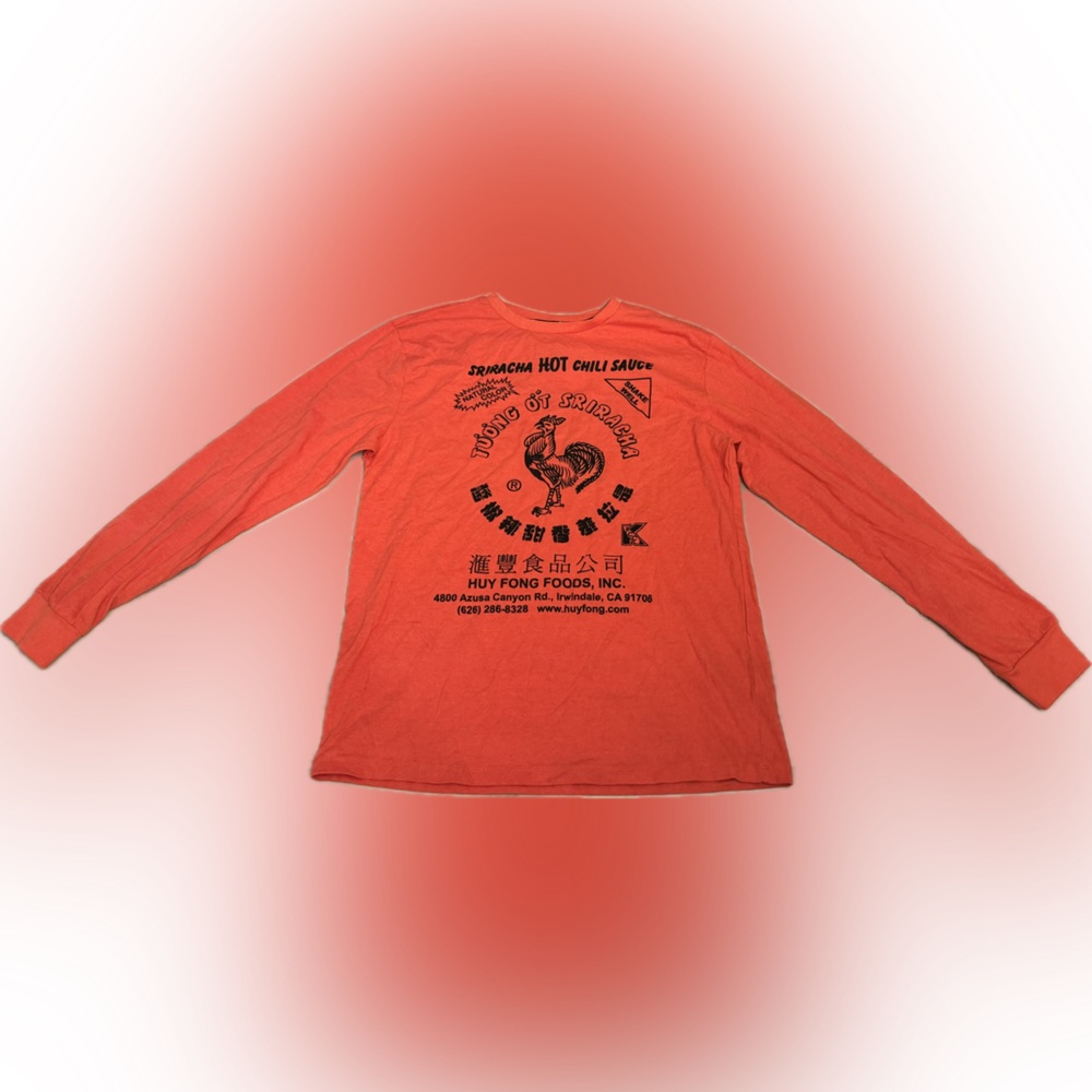 NWOT Sriracha Hot Chili Sauce Shirt